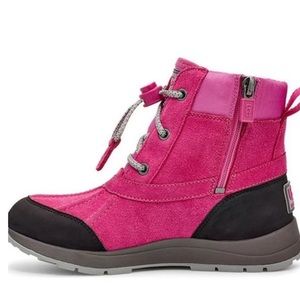 UGG Turnlock Snow Boot (Pink)